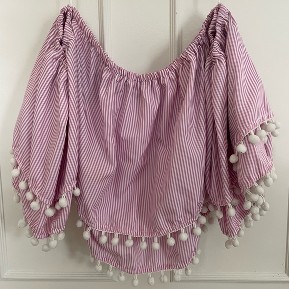 QED London Off Shoulder Crop Top With Pom
Pom Trim - Picture 4 of 6